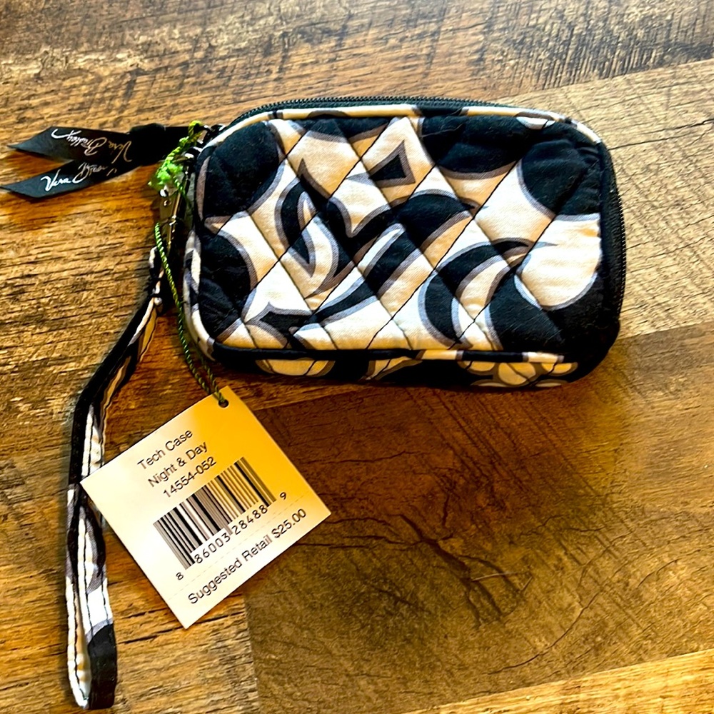 NWT Vera Bradley Night & Day Tech Case